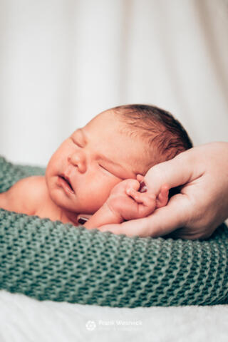 Babyshooting Newborn Elio