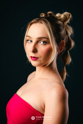 Portrait Shooting Maya