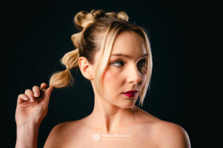 Portrait Shooting Maya